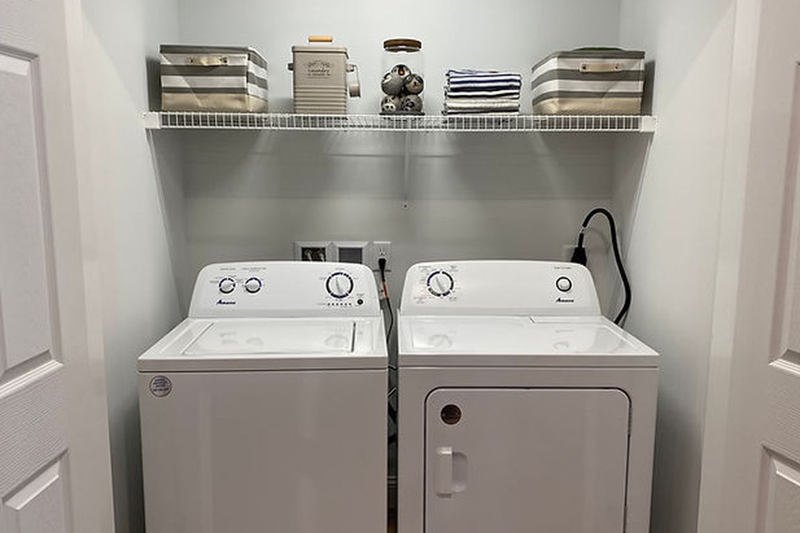 In-unit washer & dryer
