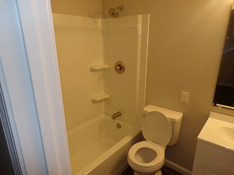 79 Devon Ct — Photo 10