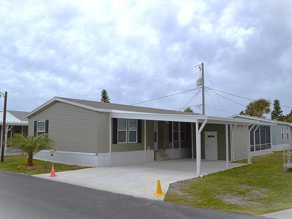 2nd image of 104 S Sunny Brook Cir