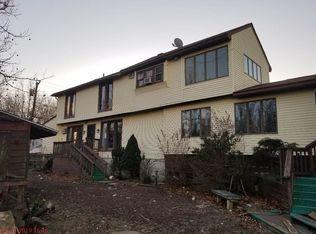 6 Meadowview Ln, Woodbine, NJ 08270