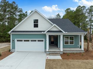 804 Sweetgrass St, Holly Ridge, NC 28445