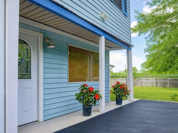 389 Hillcrest Cir, Gordonville, TX 76245