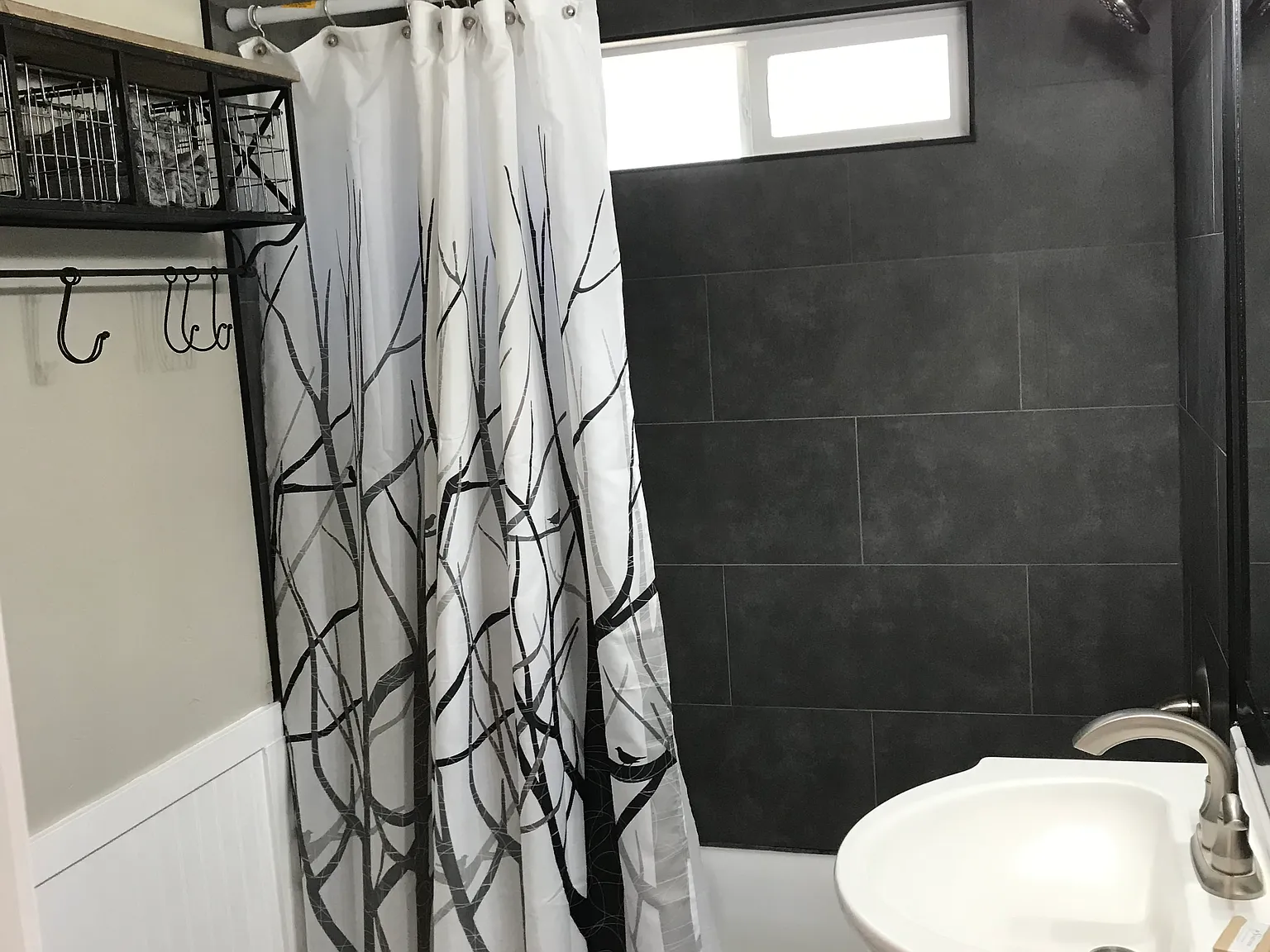 2 bed, 1200 sqft, $2,000 — Photo 3