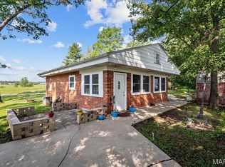 6405 S Ronnie Dr, Waterloo, IL 62298