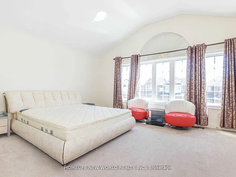 18 Danpatrick Dr — Photo 9