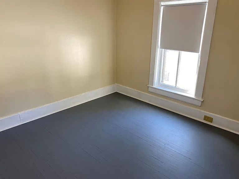 707 Grant St — Photo 10