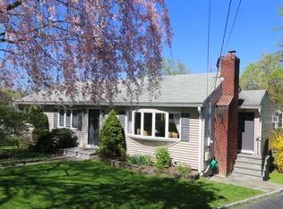 8 Laurel Hill Rd, Croton On Hudson, NY 10520