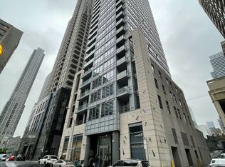 21 Balmuto St #1501, Toronto, ON M4Y1W4