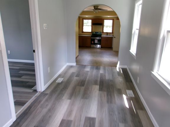 3rd image of 231 2nd St