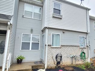 108 Lorraine Loop, Staten Island, NY 10309