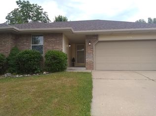 2528 N West Ave, Springfield, MO 65803