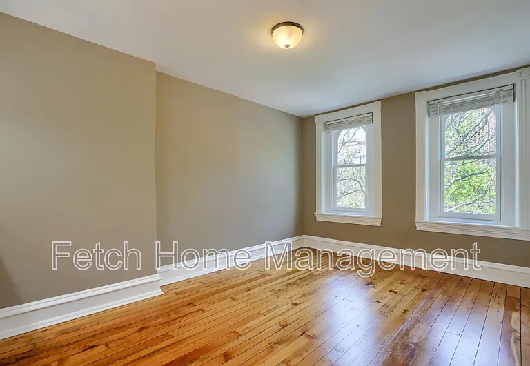 28 E Vine St #2 — Photo 5