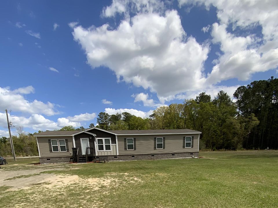 1st image of 470 Stokes Rd