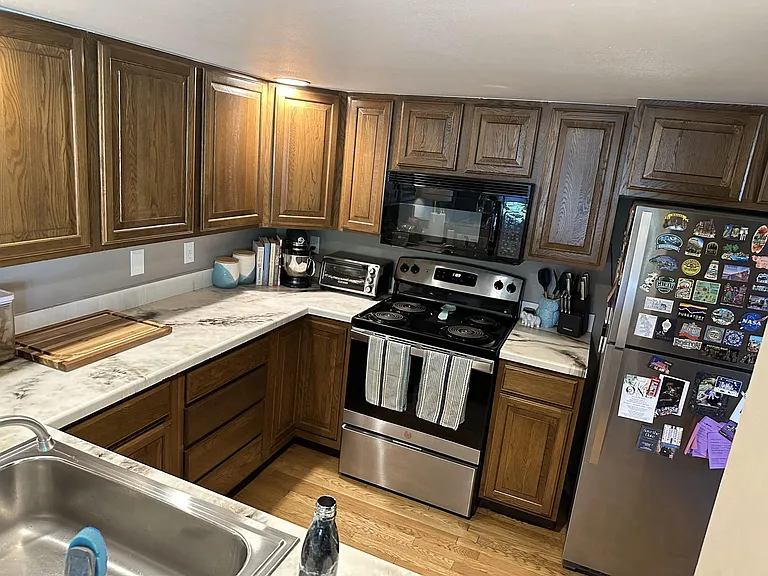 460 S Cody Ct #C — Photo 10
