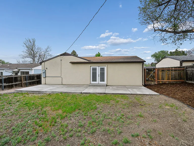 309 Redwood Dr — Photo 22