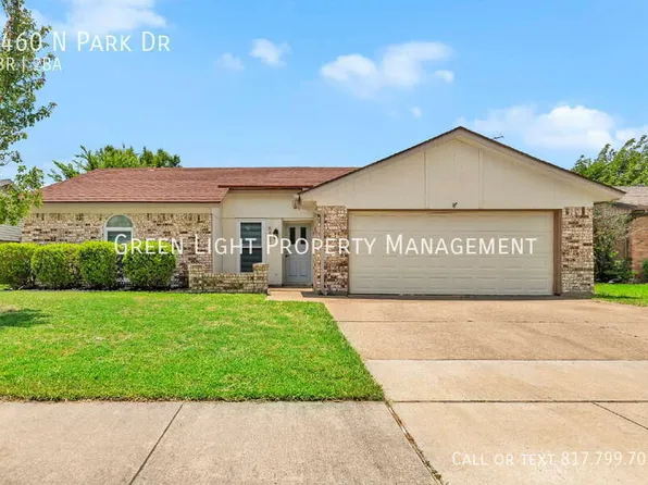 6460 N Park Dr, Watauga, TX 76148