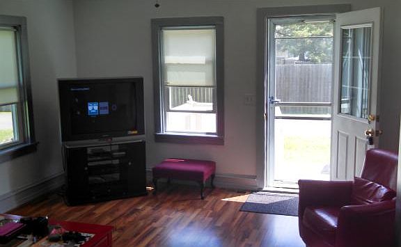 5th image of 12782 Meadowvale Rd NW