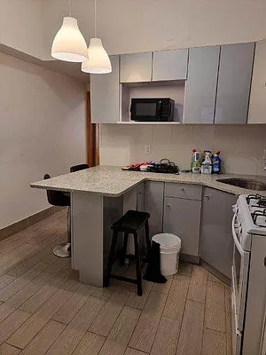 Rented by Reliance Realty of Manhattan Corp | media 17