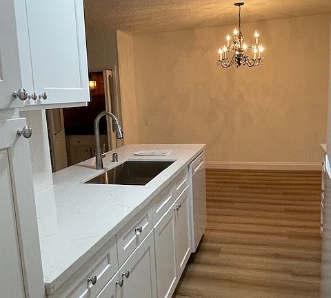 5th image of 11935 Dorothy St APT 303