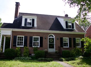 128 Barberry Ln, Lexington, KY 40503