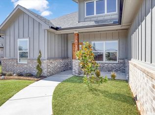 504 Courtney Dr, Sherman, TX 75092