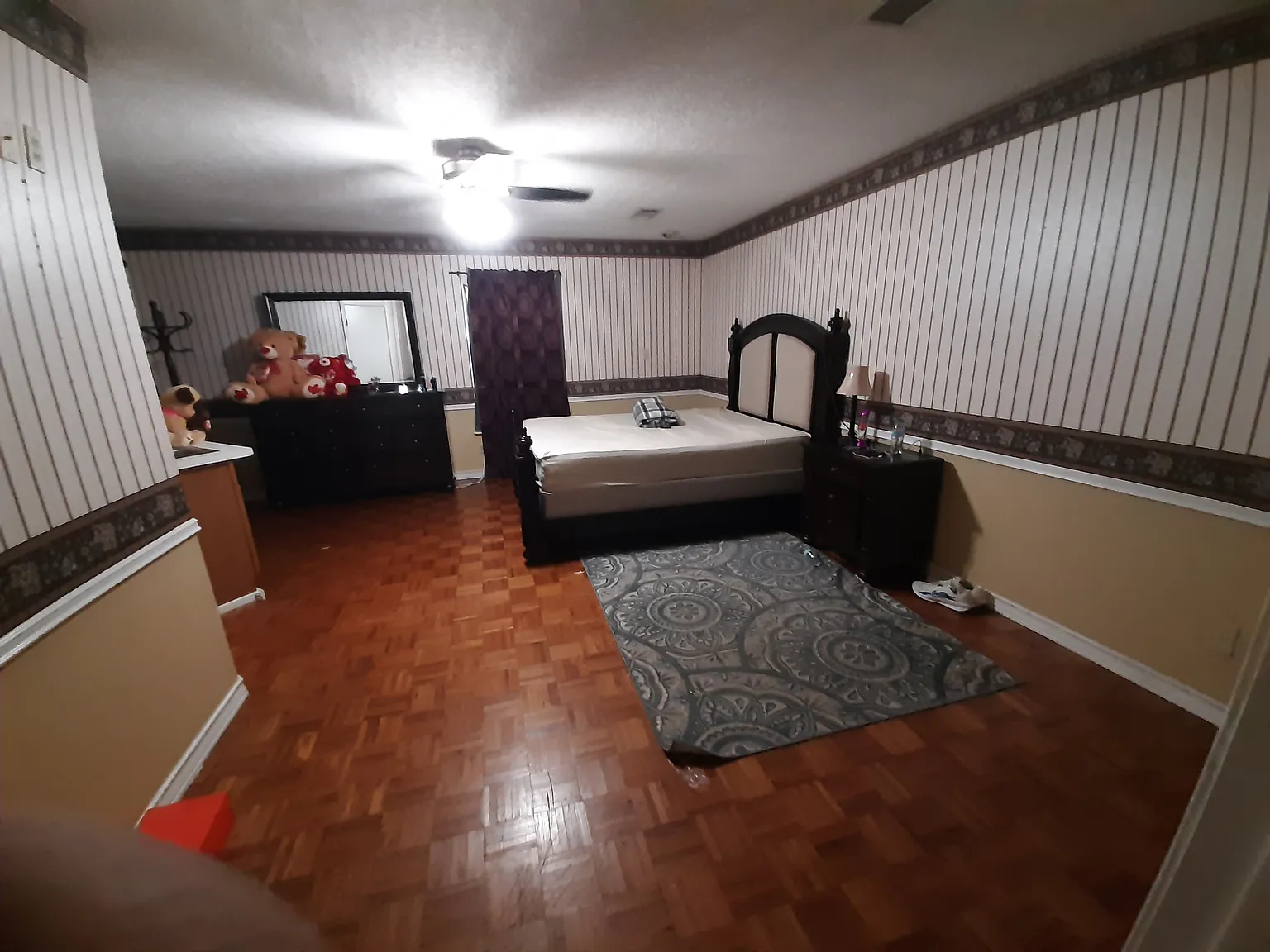 3 bed, 1301 sqft, $1,500 — Photo 3