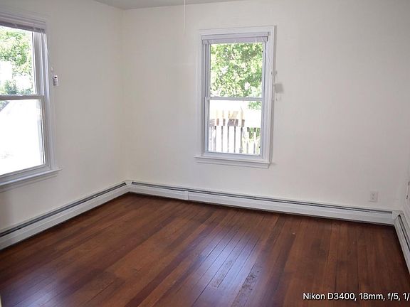 Bonus Room- could be dining room or office.
