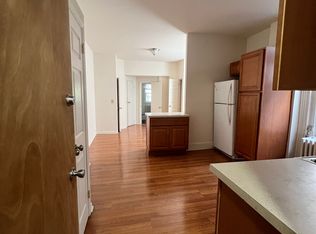 1921 Wallace St APT 2R, Philadelphia, PA 19130