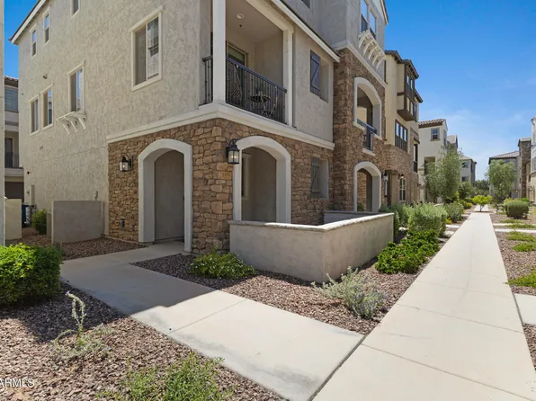 1694 E DOGWOOD Lane, Gilbert, AZ 85295