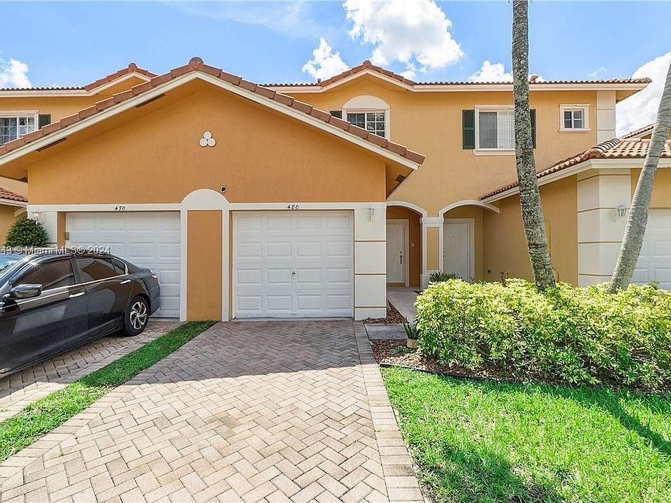 1st image of 480 Princess Dr #480