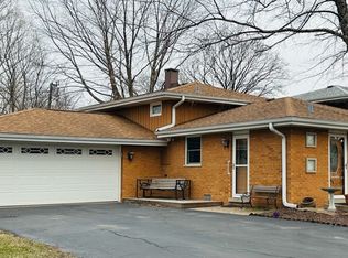 7527 Stickney Ave, Bridgeview, IL 60455