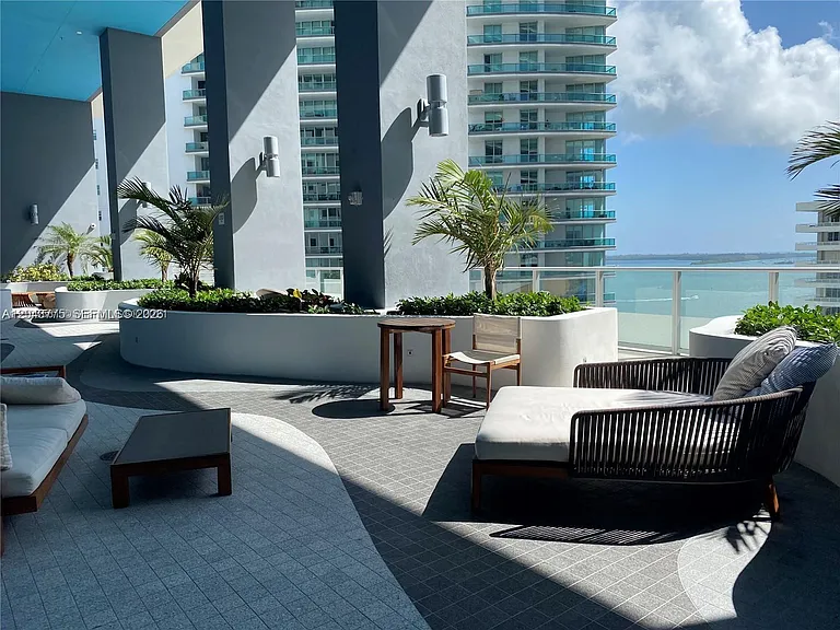 1300 Brickell Bay Dr #901 — Photo 20