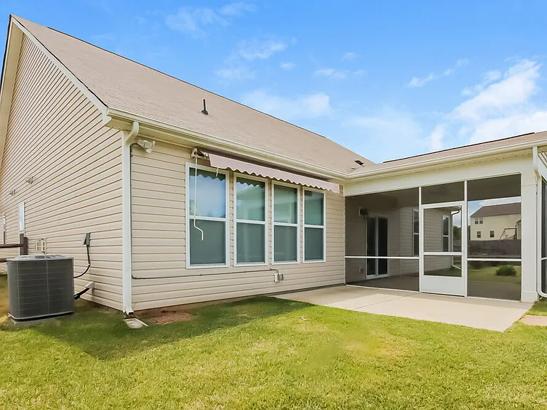 1326 Aurora Ct — Photo 16