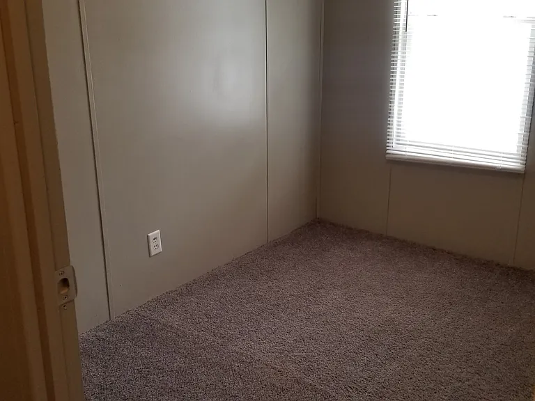Royal Oaks Estates — Photo 11