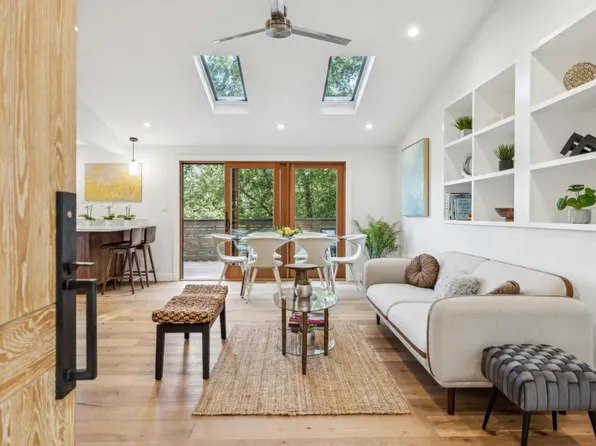 1023 Los Trancos Rd, Portola Valley, CA 94028
