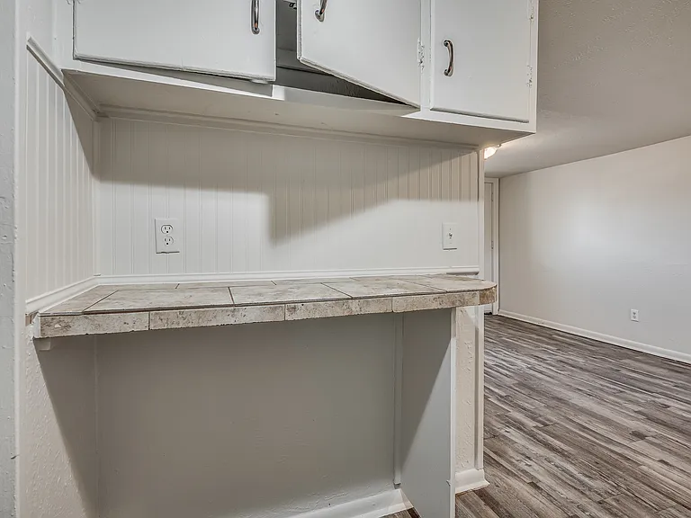 2309 N Florida Ave — Photo 17