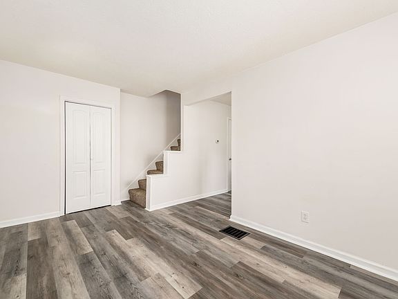 4th image of 876 Westphal Ave #2