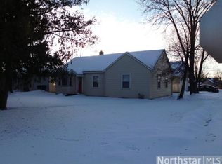 627 Irving Ave NW, Elk River, MN 55330