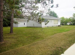 1002 Division St, Deer River, MN 56636