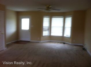 626 Avondale Rd, Oak Grove, KY 42262