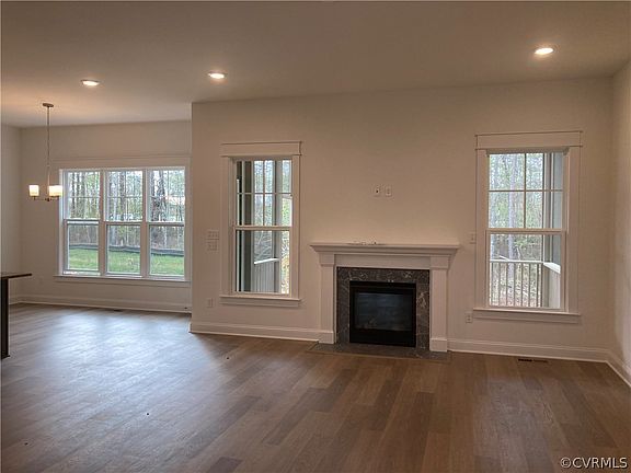 3rd image of 9254 Kinnerton Dr