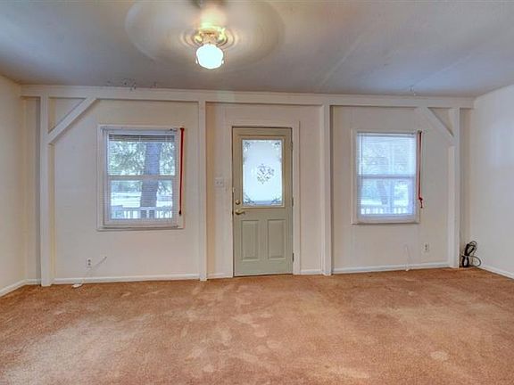 3rd image of 503 N 1st Ave