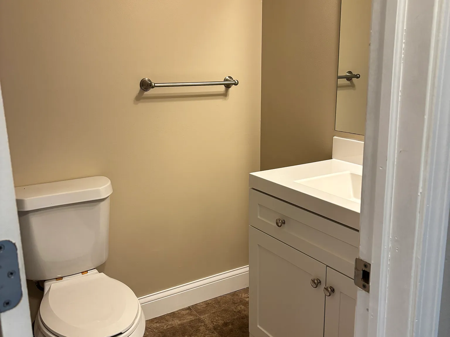 2 bed, 968 sqft, $1,300 — Photo 4