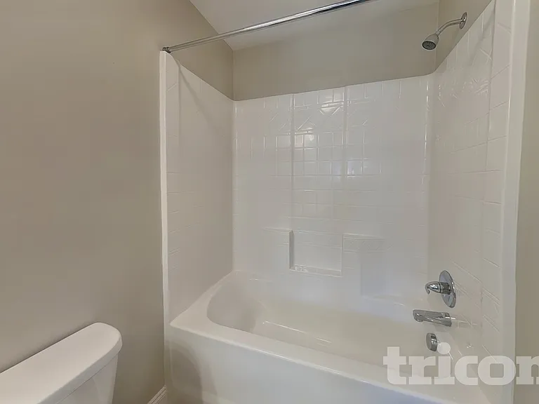 513 Sourwood Dr — Photo 13