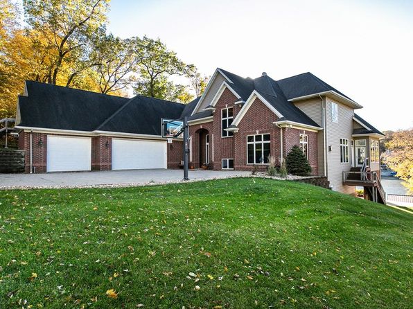 Homes For Sale Lake Delhi Iowa 27