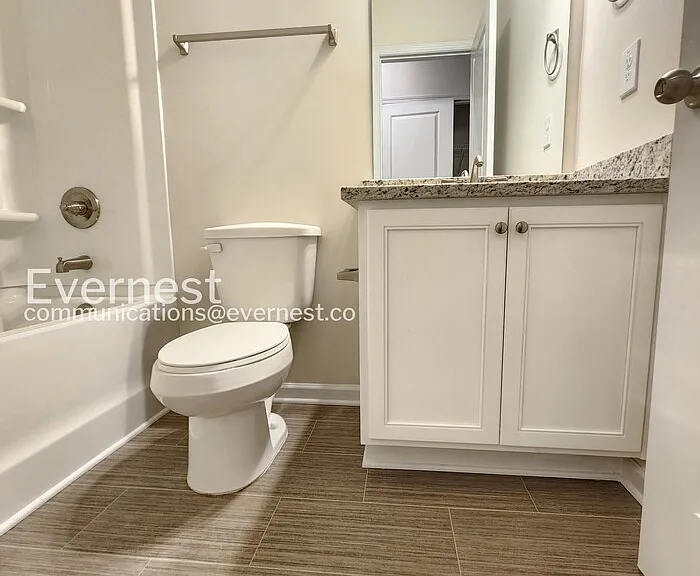 212 Venture Dr — Photo 6