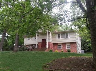 6 Redwood Rd, Denville, NJ 07834