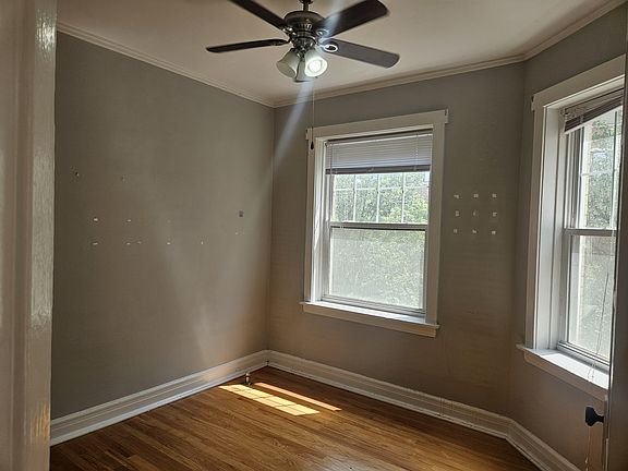 5th image of 4406 N Rockwell St #A05w