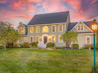 6 Hickory Pond Ln, Stratham, NH 03885