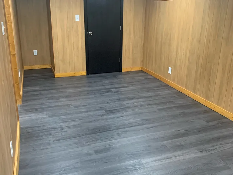 924 Curwood Dr — Photo 15